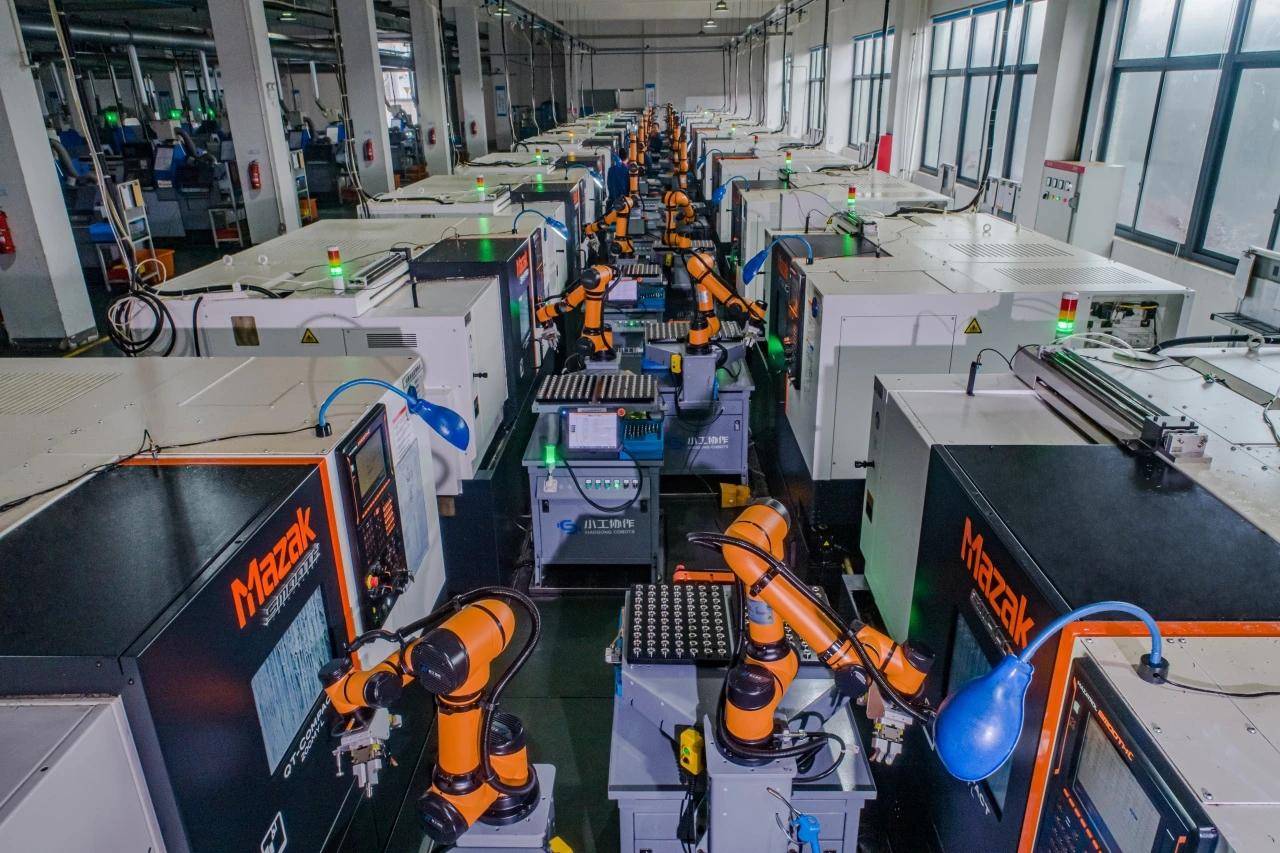 蘇州光兆機(jī)電設(shè)備 數(shù)控車床協(xié)作機(jī)械手上下料與CNC自動(dòng)化的專業(yè)服務(wù)